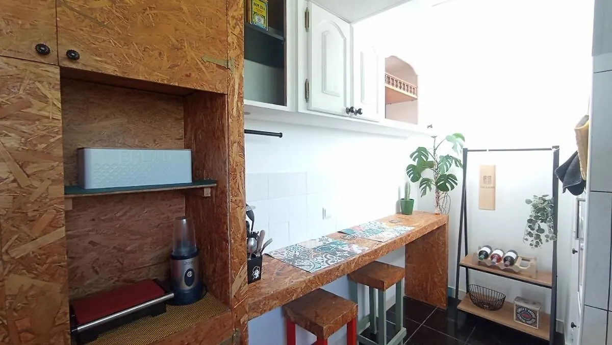 Kanela Guest House B-Side Machico
